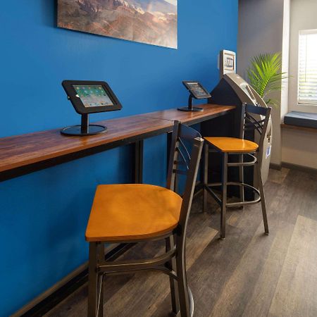 Baymont By Wyndham Las Vegas South Strip Extérieur photo